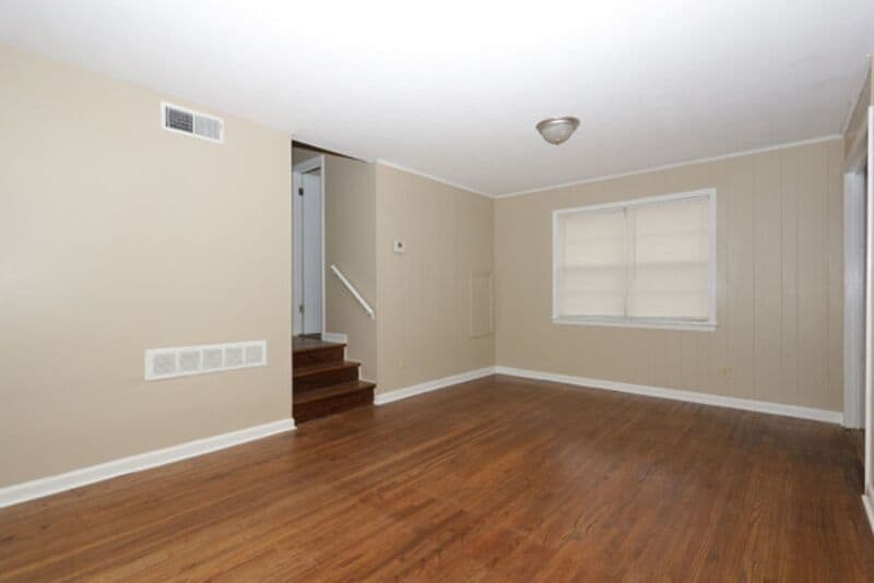 Memphis House: 3909 University St