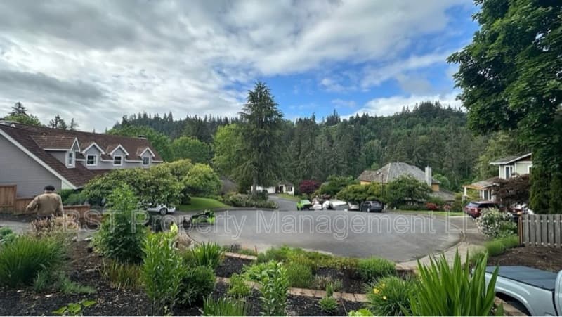 West Linn House: 25130 Rancho Lobo Court