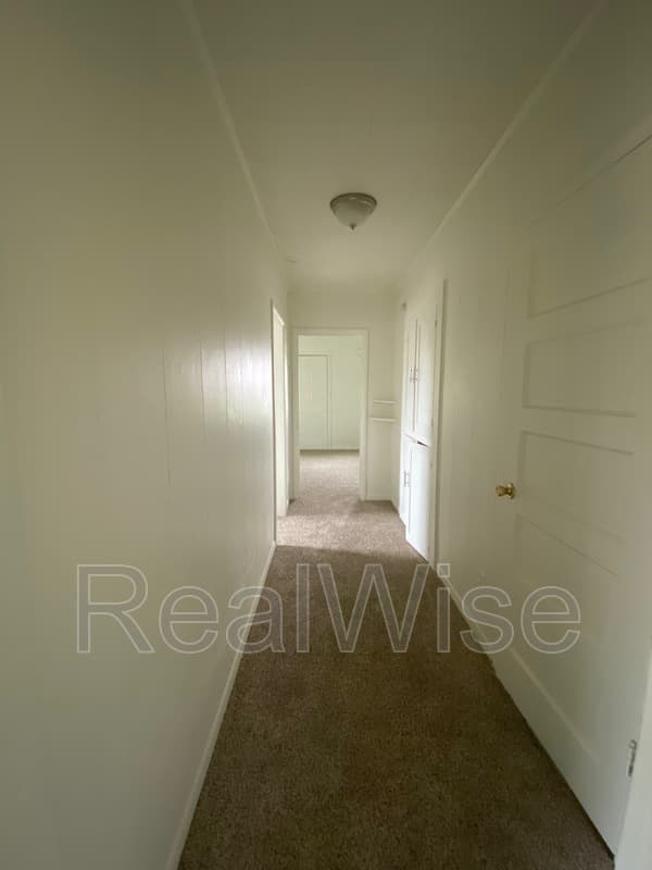 Medford House: 512 Pearl St