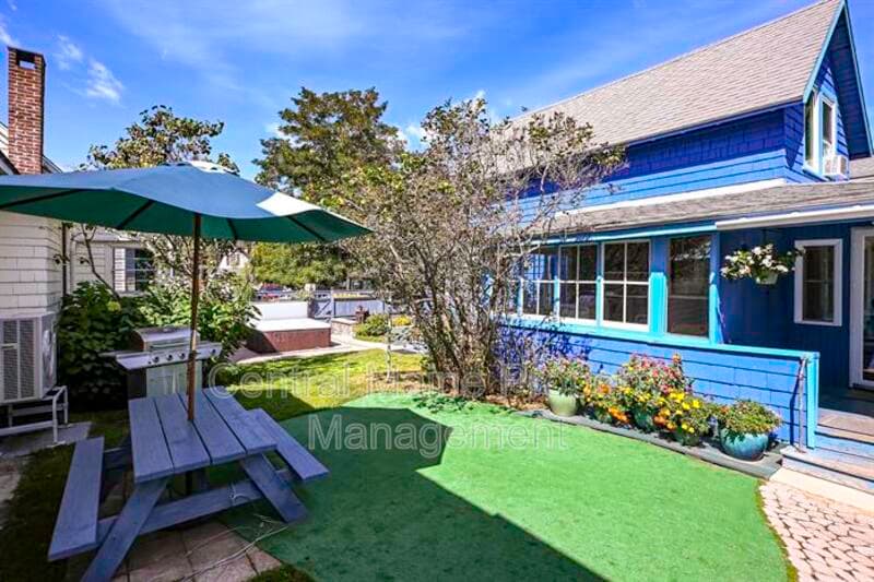 Old Orchard Beach House: 20 13th Street