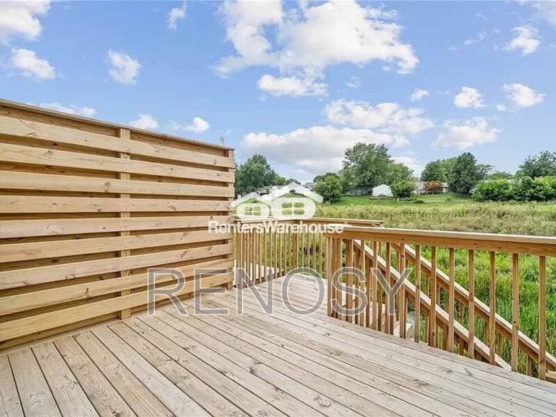 Pleasant Hill House: 36 Keeneland Court