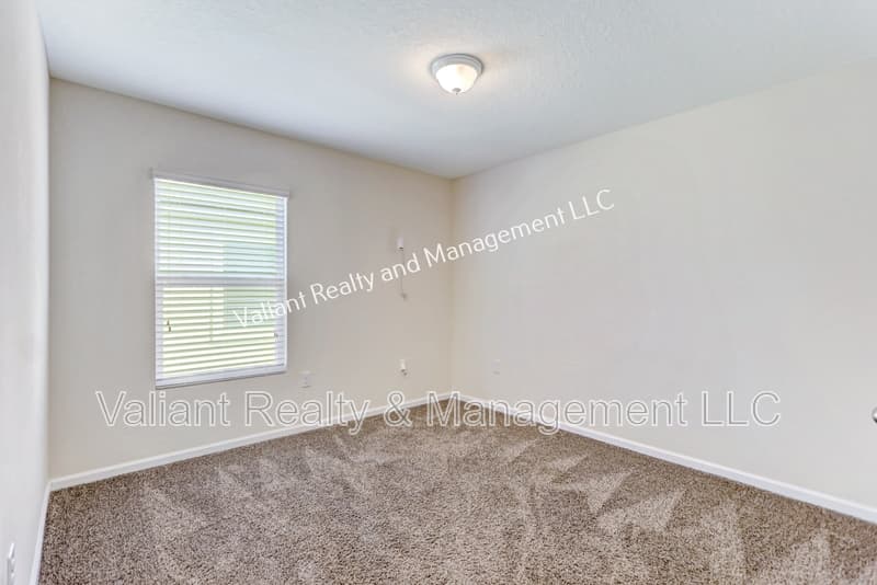Jacksonville House: 2114 Tyson Lake Drive