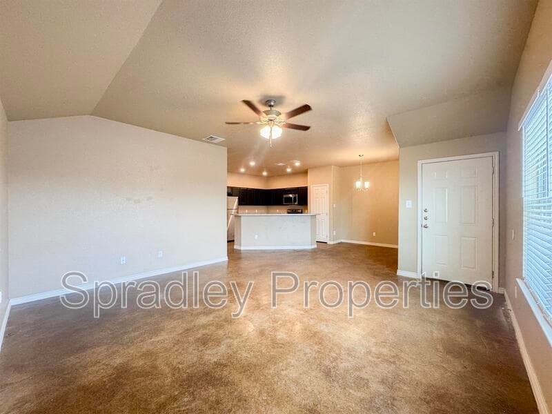 Belton Condo: 1562 Vani Ct