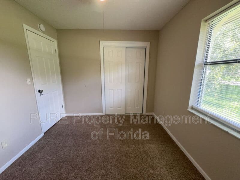 Summerfield House: 13606 SE 48th Court