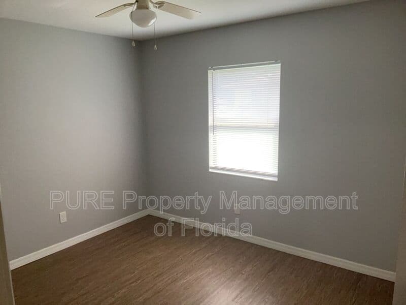 Ocala House: 3650 NE 41 Street