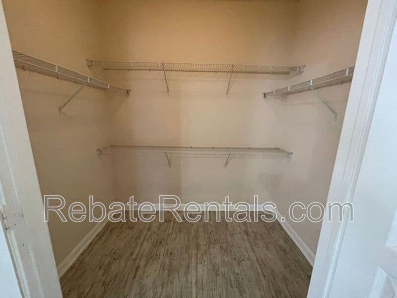 Jacksonville Condo: 8290 Gate Parkway