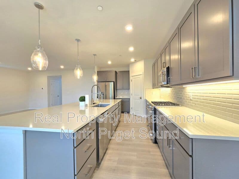 Marysville House: 3200 84th Dr NE