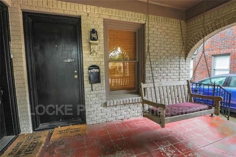 Fort Worth House: 3249 Wabash Avenue