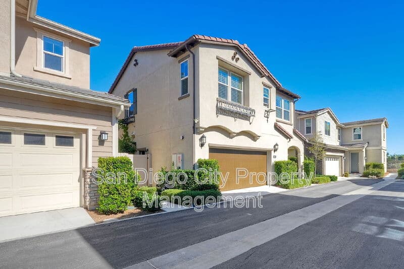 Carlsbad House: 1817 Artemisia Ct