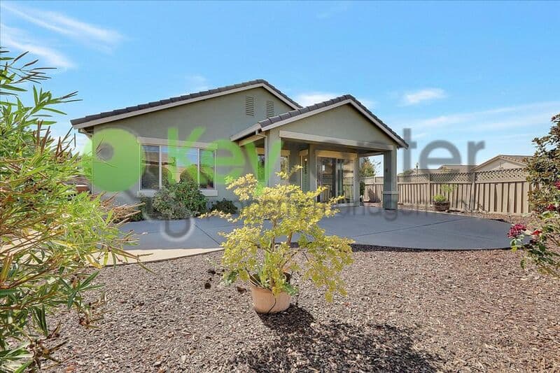 Lincoln House: 2532 Woodacre Lane