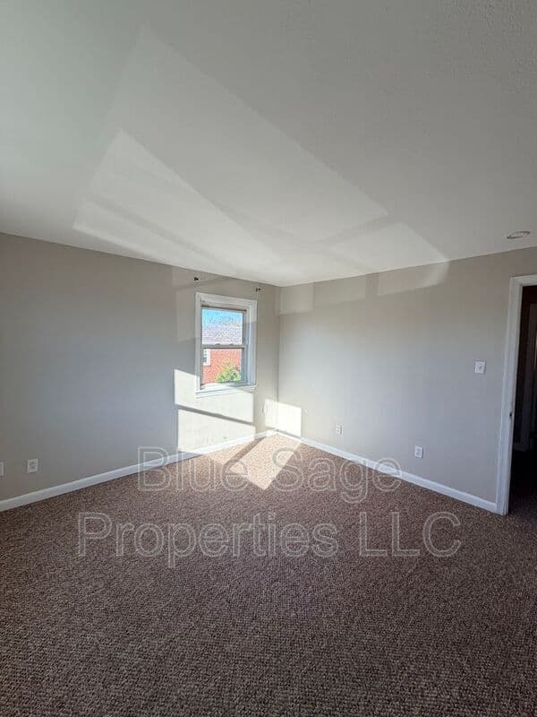 Ridley Park Townhome: 600 Michell St