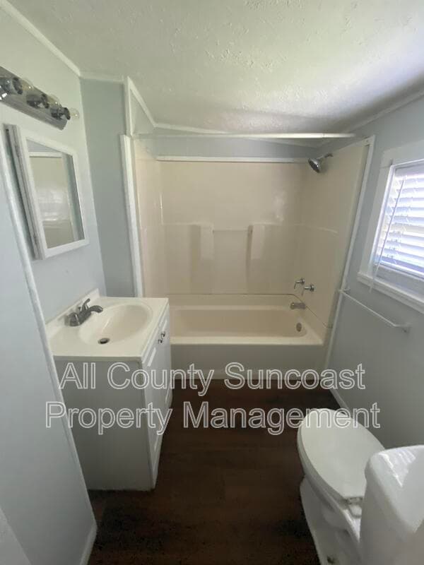 St.Petersburg Condo: 1830 27th Ave N #E