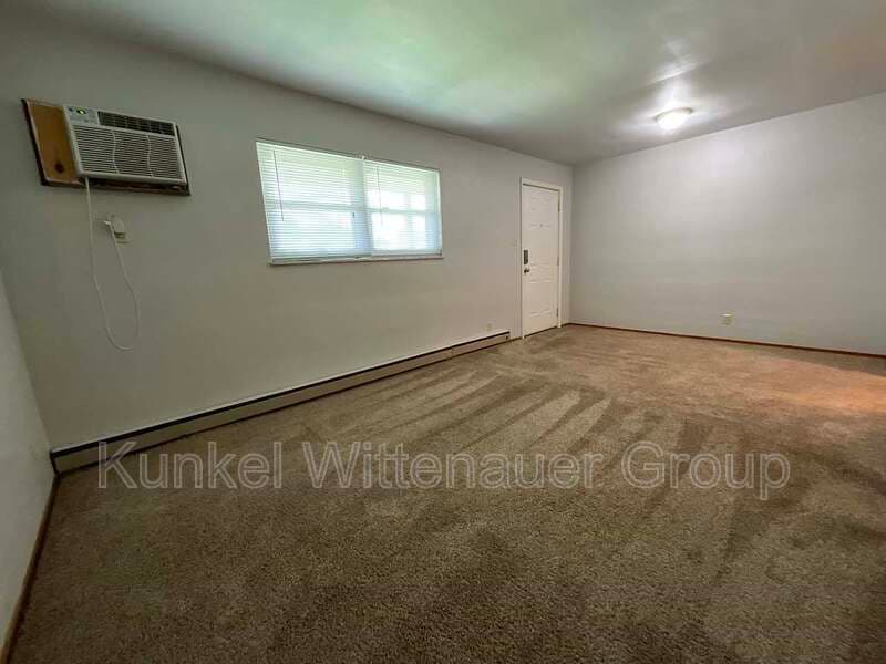 Fairview Heights Condo: 9940-7 Old Lincoln Trail