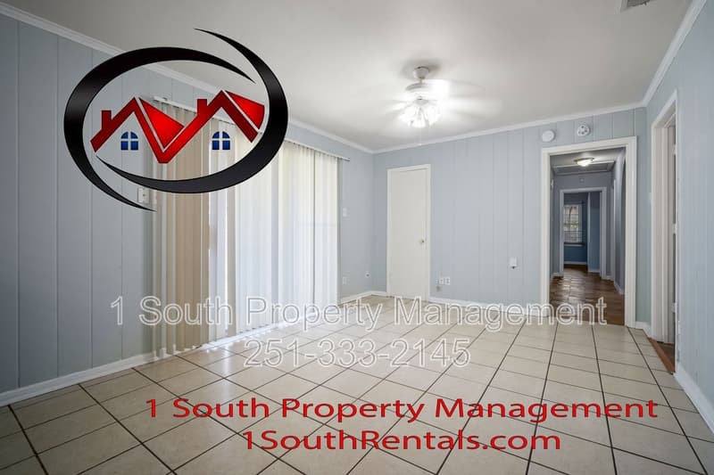 Mobile House: 5520 Vienna Avenue