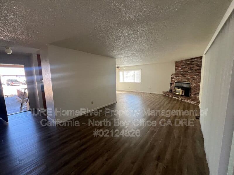 Ukiah House: 571 Chablis Ct