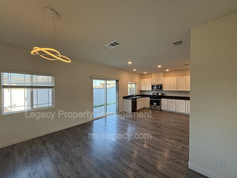 Sacramento House: 4364 White Ash Ln
