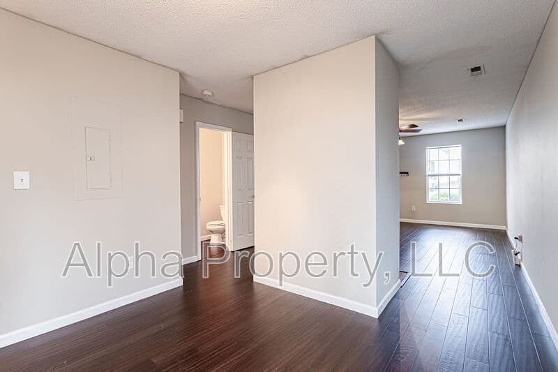 Greer House: 105 Brushy Hollow Ln