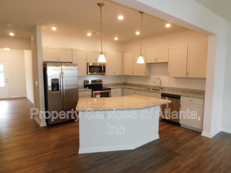 Ball Ground Townhome: 523 Ryan Ct