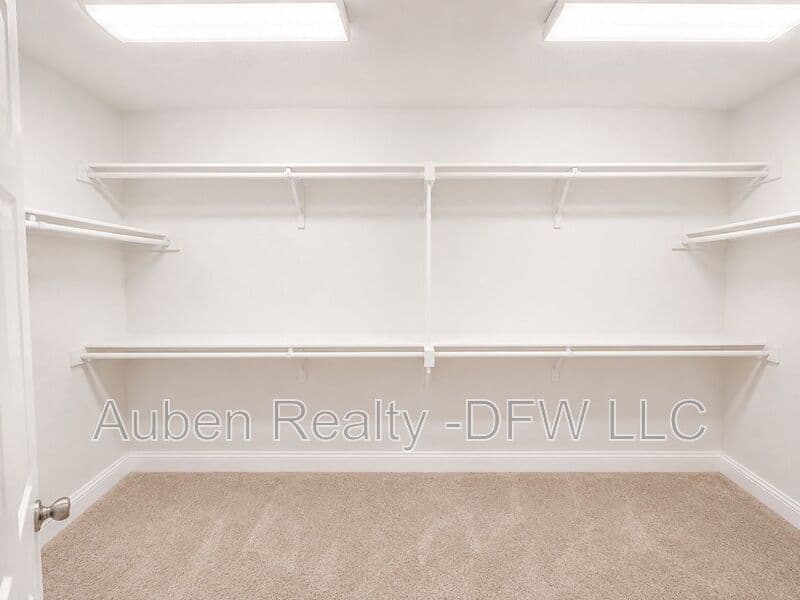 Aubrey House: 2605 Wesley Avenue