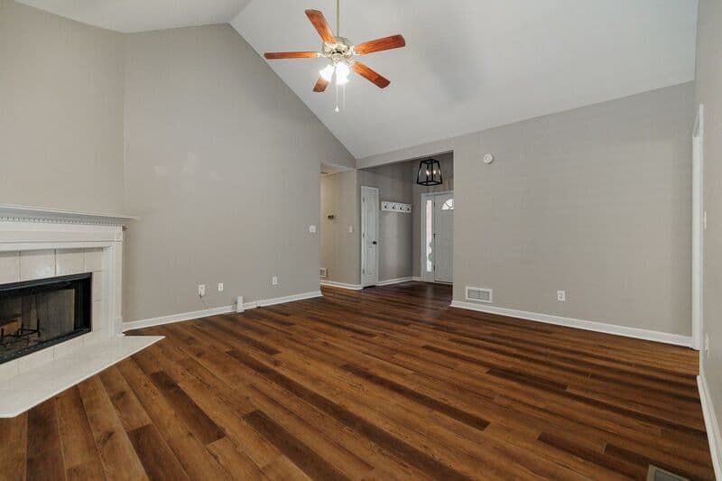 Athens House: 195 Bedford Drive
