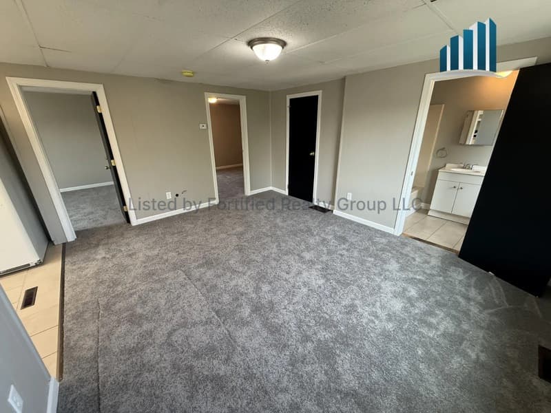 Fall River Condo: 85 Massasoit St