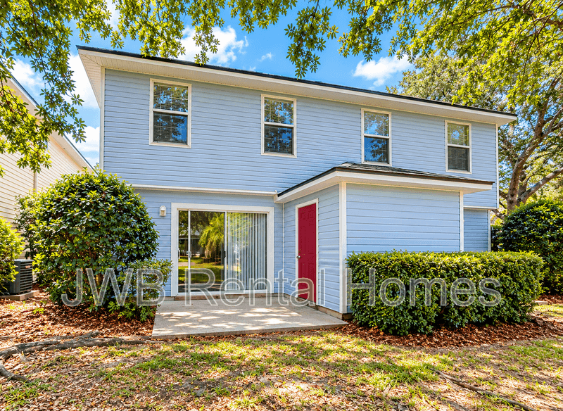 Jacksonville Townhome: 85 5th St W