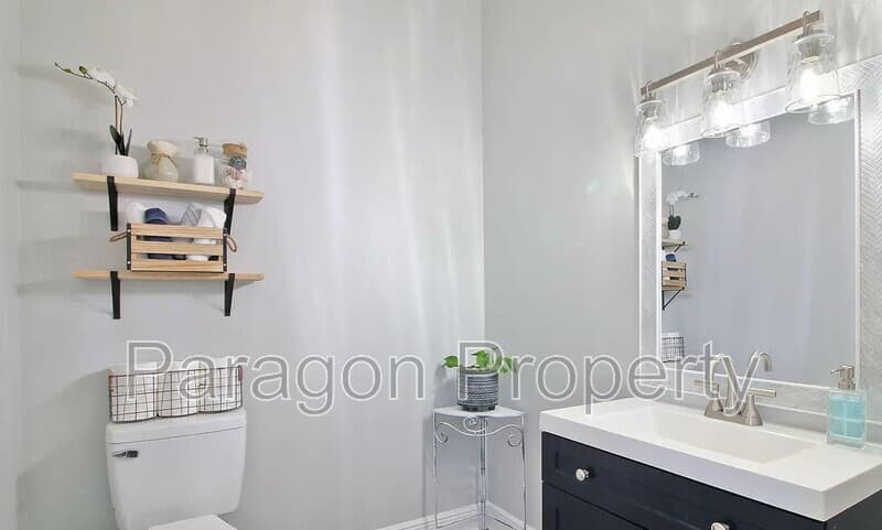 Gulfport Condo: 80 E Beach Blvd ST