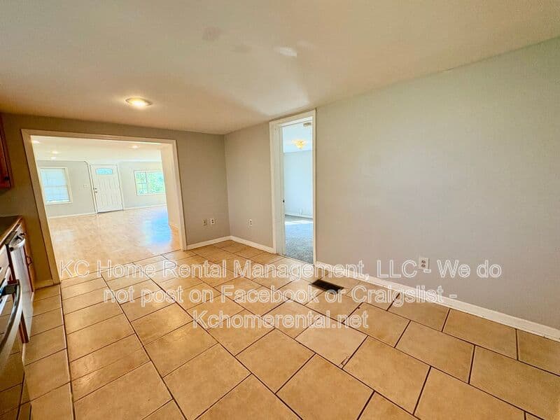 Kansas City House: 2817 West 41st Avenue