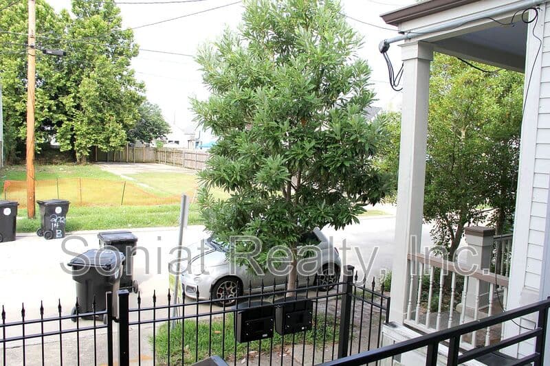 New Orleans Condo: 2023 First St.