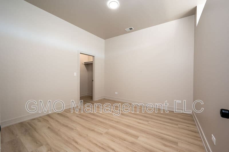 Chicago House: 1423 South Kedzie Avenue