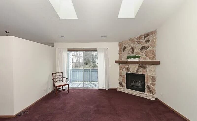 Schaumburg House: 1732 Chesapeake Ln