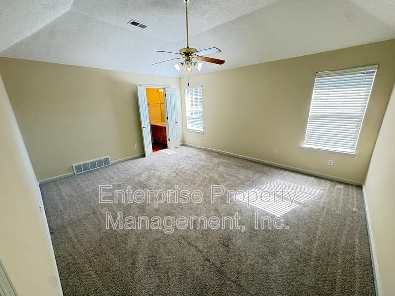 Cordova House: 10127 Cross Valley Drive