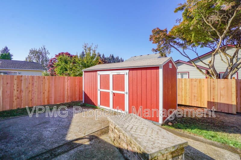 Vancouver House: 9600 NE 132nd Ave