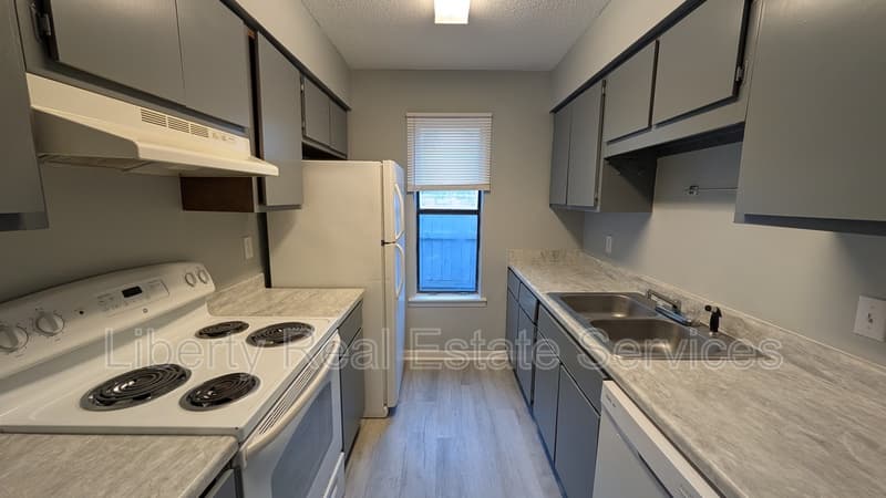 Hinesville Condo: 107 Gilbert St