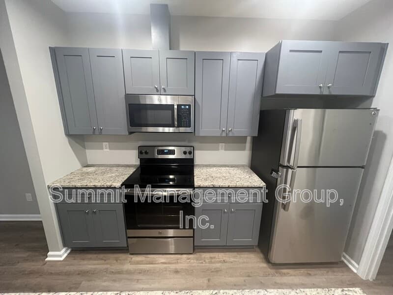 Madison Condo: Bostwick Hwy - 1563