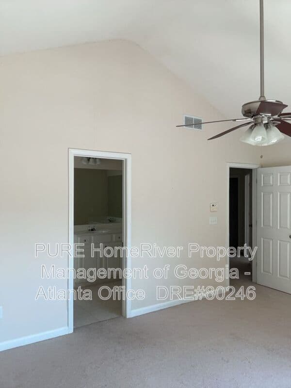 Kennesaw House: 1624 Hemburg Trce NW