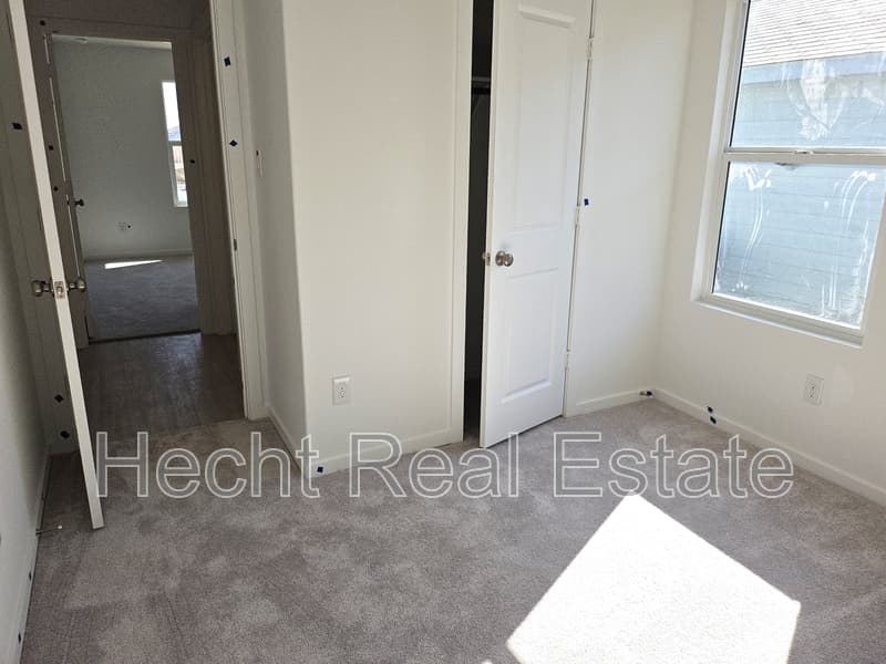Seguin House: 9144 Luciano Place