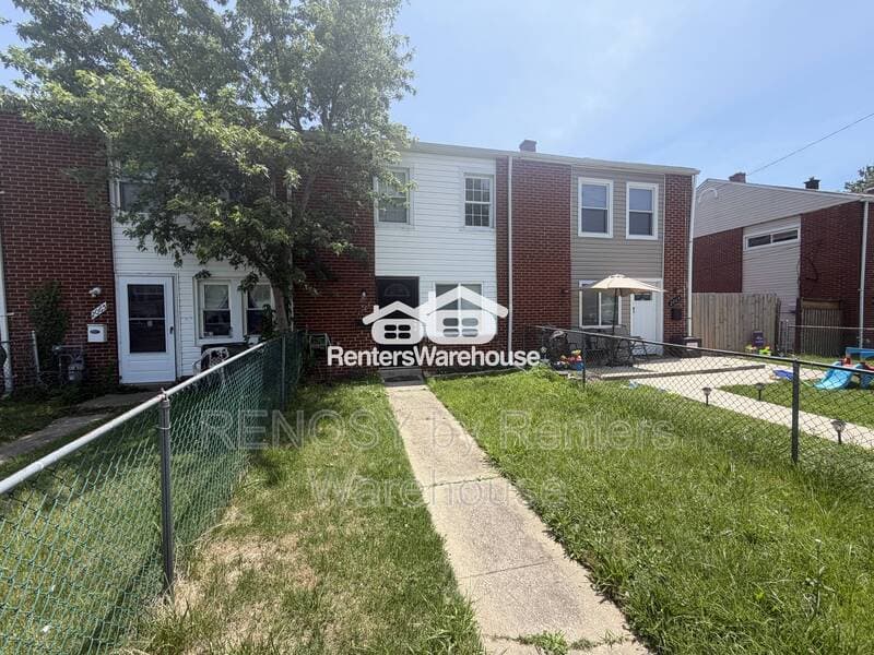 Dundalk House: 2067 Larkhall rd