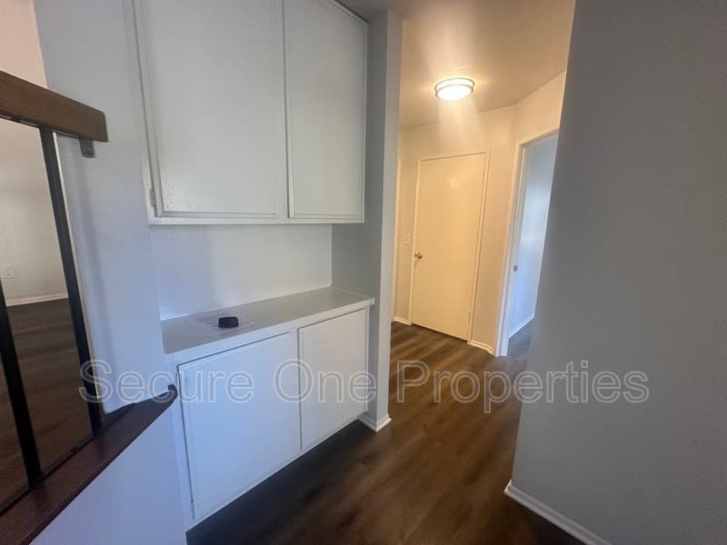 Simi Valley Condo: 3264 Darby Street
