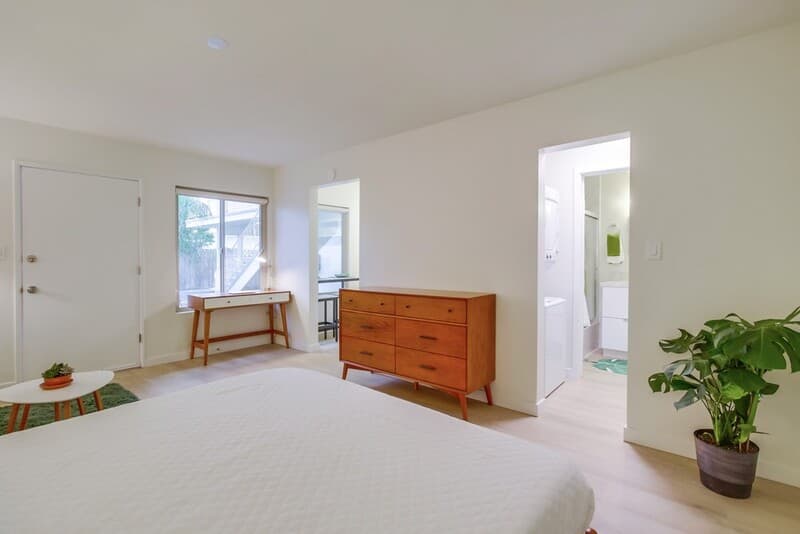 Chula Vista Condo: 245 Church Avenue
