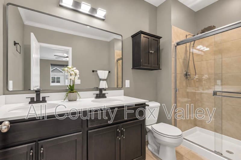 South Elgin Townhome: 504 Comstock Road