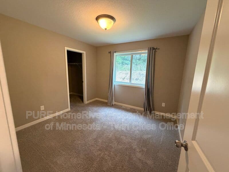 Rochester House: 3453 Ridgeline Dr SE