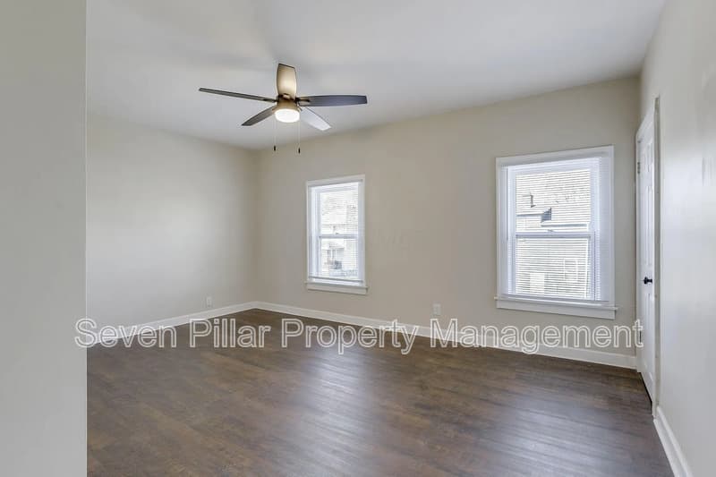 Columbus House: 522 Ryan Ave