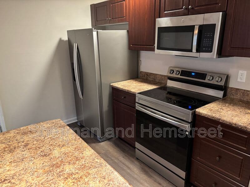 Aiken Condo: 3701 London Court, Apt 203