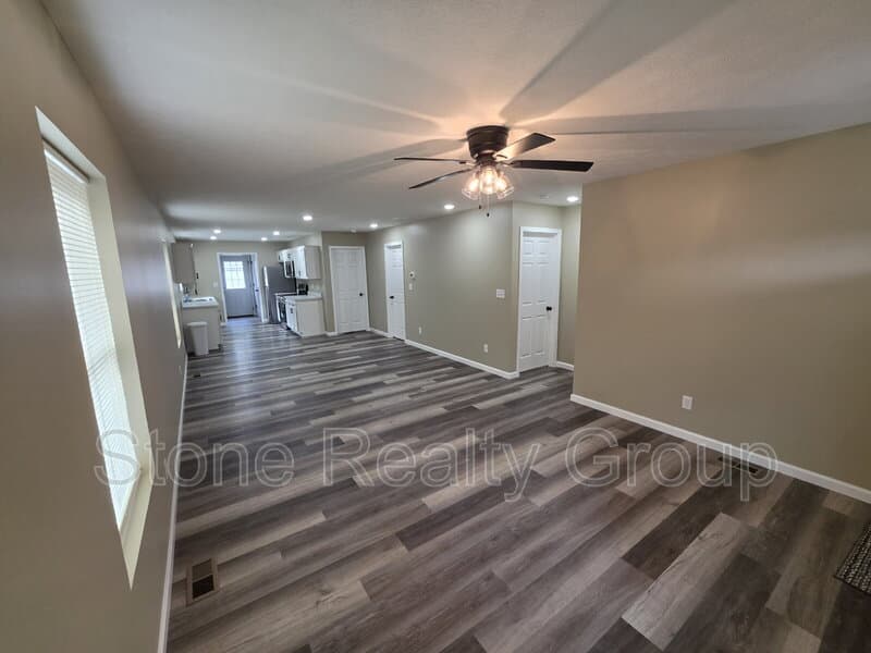 Terre Haute House: 2256 5th Avenue