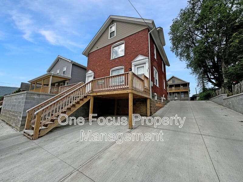 Lock Haven Condo: 25 S Highland St.