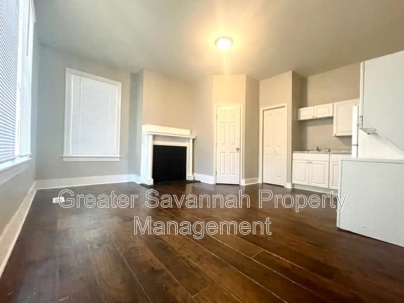 Savannah Condo: 721 East 36th Street