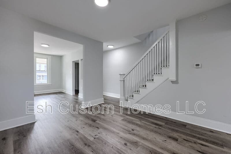 Lancaster House: 611 South Prince Street