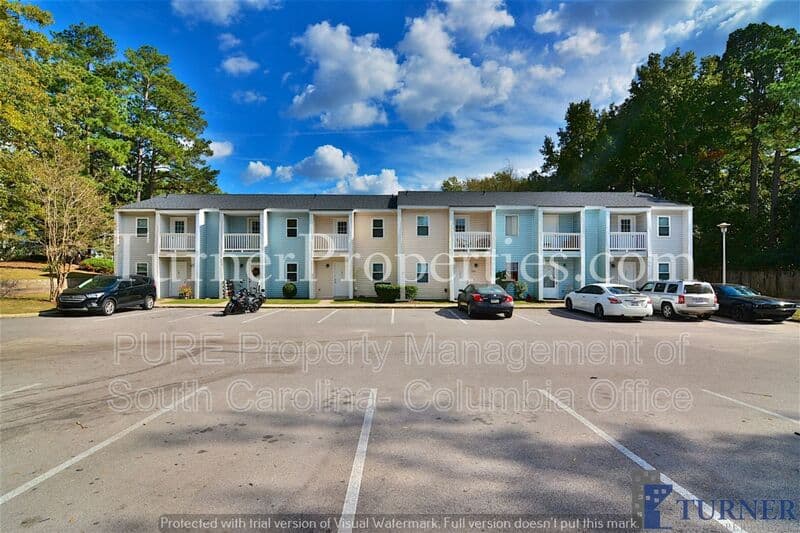 Columbia House: 308 Percival Rd