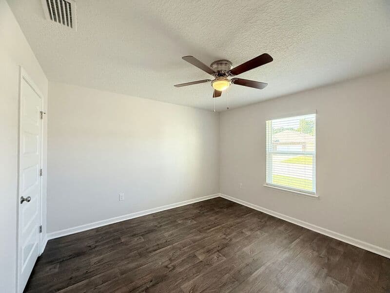 Milton House: 5784 Guinevere Ln